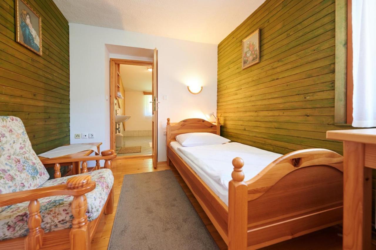 Vila Turisticna Kmetija Stoglej Luče Exteriér fotografie